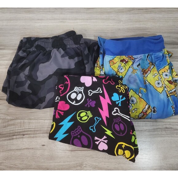 Women's Pants Size L Lot of 3 - Picture 1 of 7